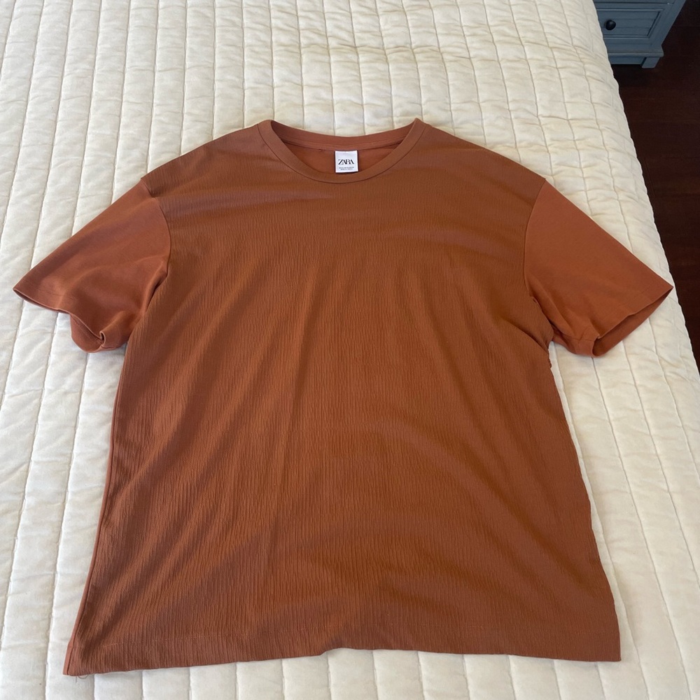 Zara Men's Rust Short Sleeve Tee